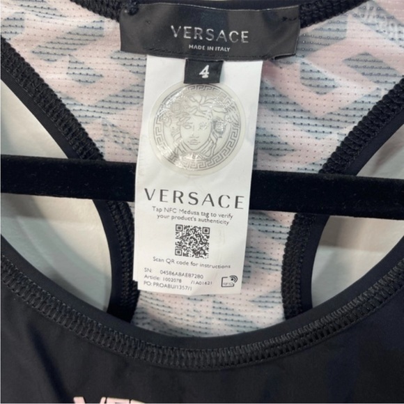 Versace Black Greca Signature Accent
Sports Bra Size 4 - Picture 3 of 5